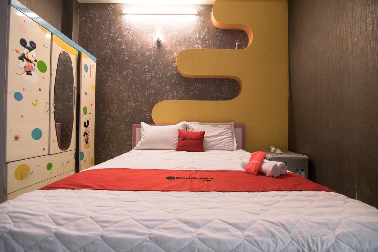 Reddoorz Plus Near Aeon Mall Tan Phu 2 胡志明市 外观 照片