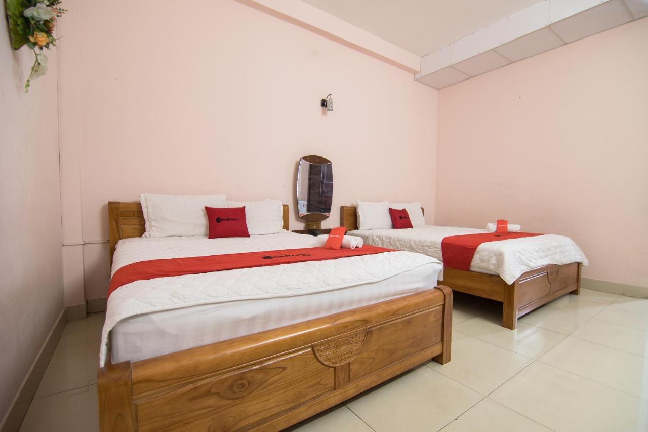 Reddoorz Plus Near Aeon Mall Tan Phu 2 胡志明市 外观 照片