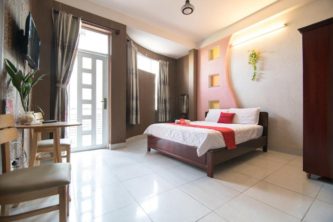 Reddoorz Plus Near Aeon Mall Tan Phu 2 胡志明市 外观 照片